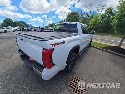 2023 Toyota Tundra SR Crew Cab Short Bed - zdjęcie 3 z 23 - miniatura