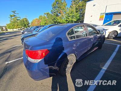 2011 Subaru Legacy 2.5i Premium w/All Weather Pkg & Power Moonroof - zdjęcie 3 z 34 - miniatura