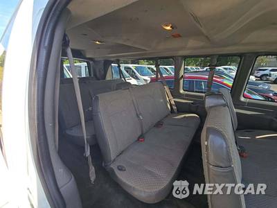 2019 Chevrolet Express 3500 Passenger Van LT 1LT 155.0" WB - zdjęcie 13 z 36 - miniatura