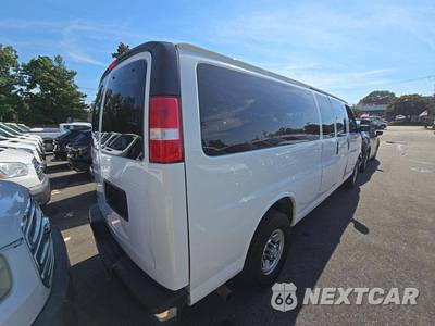 2019 Chevrolet Express 3500 Passenger Van LT 1LT 155.0" WB - zdjęcie 3 z 36 - miniatura