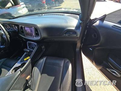 2022 Dodge Challenger SXT - zdjęcie 19 z 28 - miniatura