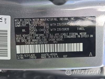 2026 Toyota Highlander Hybrid Platinum - zdjęcie 2 z 33 - miniatura