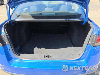 2024 Nissan Versa S - zdjęcie 11 z 34 - miniatura