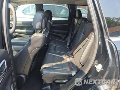 2020 Jeep Grand Cherokee Summit - zdjęcie 13 z 22 - miniatura