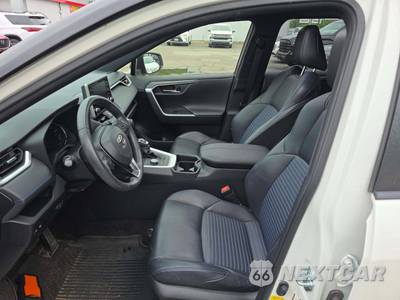 2020 Toyota Hybrid XSE - zdjęcie 6 z 20 - miniatura