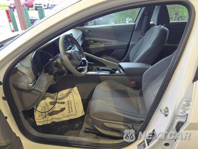 2021 Hyundai Elantra SE - zdjęcie 6 z 21 - miniatura