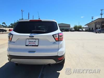 2018 Ford Escape SE - zdjęcie 4 z 30 - miniatura