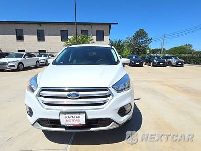 2018 Ford Escape SE - zdjęcie 2 z 30 - miniatura