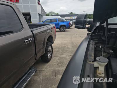 2019 Nissan TITAN XD PRO-4X Crew Cab Medium Bed - zdjęcie 29 z 30 - miniatura