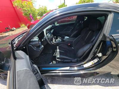 2025 Toyota GR86 Premium - zdjęcie 6 z 24 - miniatura