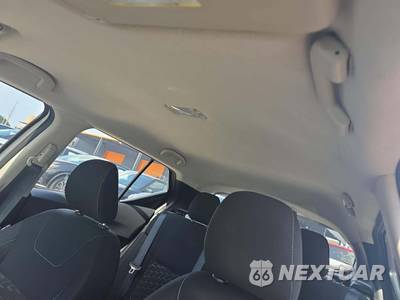 2022 Nissan Kicks S - zdjęcie 8 z 24 - miniatura