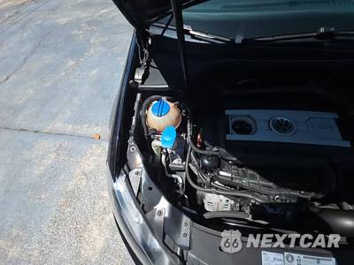 2012 Volkswagen GTI w/Sunroof & Navigation - zdjęcie 24 z 25 - miniatura