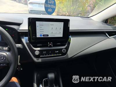 2024 Toyota Corolla Hybrid LE Sedan - zdjęcie 10 z 24 - miniatura