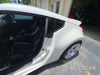 2016 Nissan 370Z Sport Coupe - zdjęcie 10 z 23 - miniatura