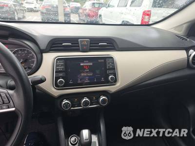 2021 Nissan Versa SV - zdjęcie 10 z 25 - miniatura