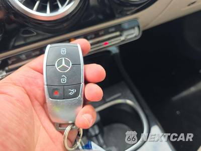 2020 Mercedes-Benz CLA 250 - zdjęcie 5 z 25 - miniatura