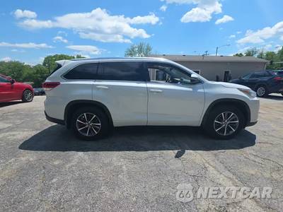 2018 Toyota Highlander XLE - zdjęcie 5 z 28 - miniatura