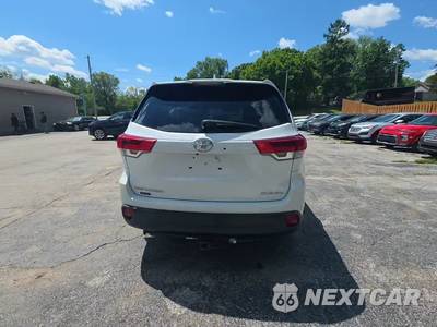 2018 Toyota Highlander XLE - zdjęcie 4 z 28 - miniatura