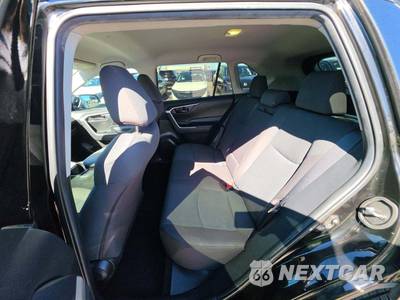 2022 Toyota RAV4 LE - zdjęcie 10 z 30 - miniatura