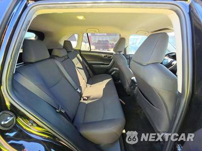 2022 Toyota RAV4 LE - zdjęcie 13 z 30 - miniatura