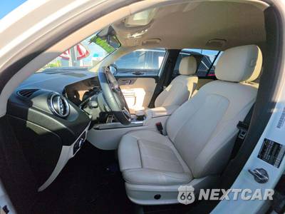 2020 Mercedes-Benz GLB 250 - zdjęcie 6 z 22 - miniatura