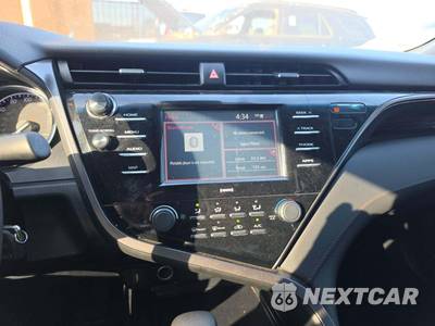 2020 Toyota Camry LE - zdjęcie 10 z 26 - miniatura
