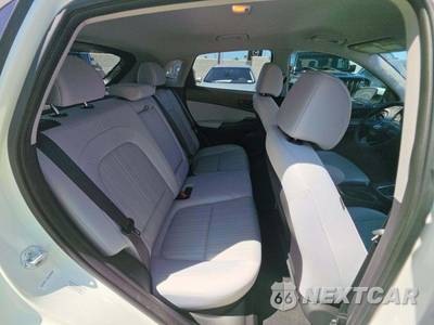 2022 Hyundai Kona SEL - zdjęcie 16 z 38 - miniatura