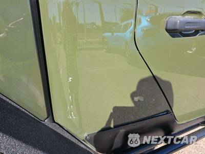 2023 Jeep Gladiator Sport Crew Cab Medium Bed - zdjęcie 24 z 28 - miniatura