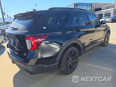 2022 Ford Explorer ST - zdjęcie 3 z 26 - miniatura