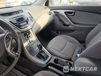 2015 Hyundai Elantra SE Sedan - zdjęcie 7 z 24 - miniatura