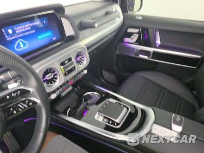 2025 Mercedes-Benz G 550 4MATIC - zdjęcie 10 z 23 - miniatura