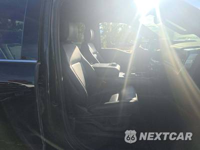 2025 Ford F-150 Lariat Crew Cab Short Bed - zdjęcie 18 z 22 - miniatura