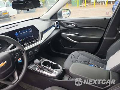 2026 Chevrolet Trax LS - zdjęcie 7 z 18 - miniatura