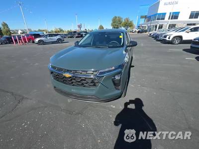2026 Chevrolet Trax LS - zdjęcie 1 z 20 - miniatura