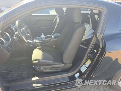 2014 Ford Mustang V6 Coupe - zdjęcie 3 z 23 - miniatura