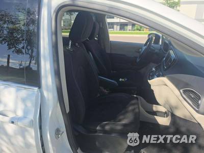 2023 Chrysler Voyager LX 121.6" WB - zdjęcie 16 z 25 - miniatura