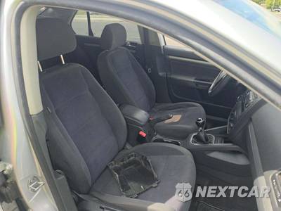 2006 Volkswagen Jetta Sedan Value Edition - zdjęcie 15 z 18 - miniatura