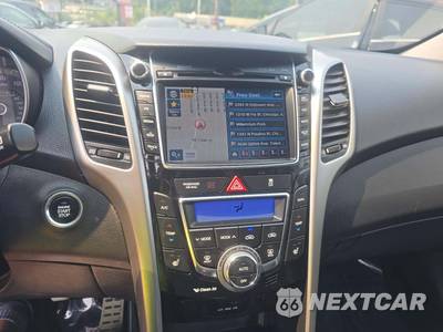 2014 Hyundai Elantra GT Hatchback - zdjęcie 10 z 24 - miniatura