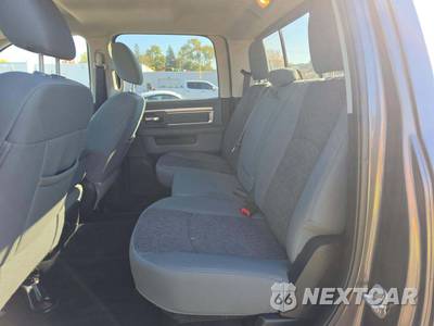 2017 Ram 1500 SLT Crew Cab Medium Bed - zdjęcie 13 z 29 - miniatura