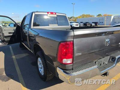 2017 Ram 1500 SLT Crew Cab Medium Bed - zdjęcie 2 z 29 - miniatura