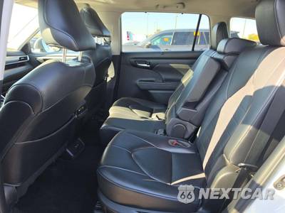 2021 Toyota Highlander XLE - zdjęcie 13 z 23 - miniatura