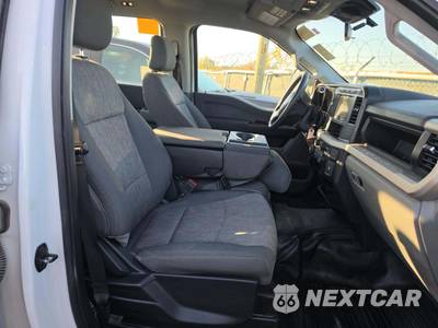 2023 Ford Super Duty F-250 XL Crew Cab Long Bed - zdjęcie 18 z 27 - miniatura