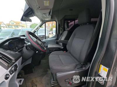2017 Ford Transit 150 Passenger Wagon XLT w/RH Sliding Door Medium Roof 129.9" WB - zdjęcie 6 z 26 - miniatura