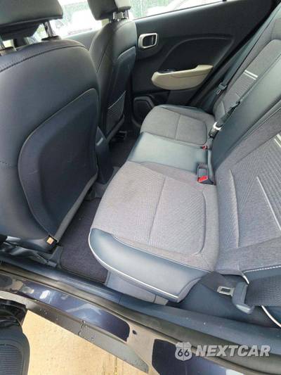 2023 Hyundai Venue Limited - zdjęcie 21 z 29 - miniatura