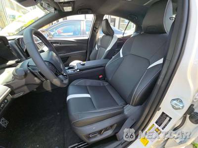 2026 Toyota Camry SE - zdjęcie 6 z 20 - miniatura