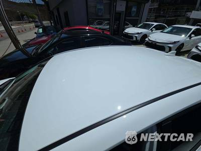 2026 Toyota Camry SE - zdjęcie 12 z 20 - miniatura
