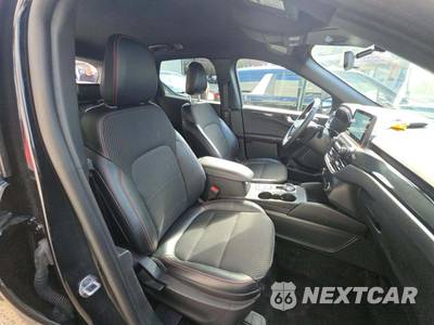 2025 Ford Escape ST-Line Select - zdjęcie 18 z 22 - miniatura
