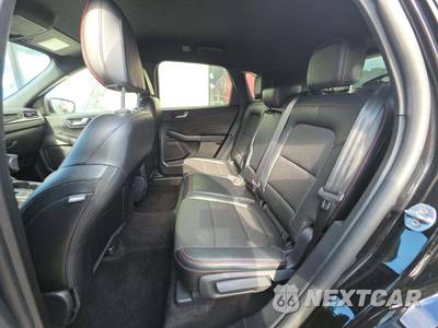 2025 Ford Escape ST-Line Select - zdjęcie 13 z 22 - miniatura