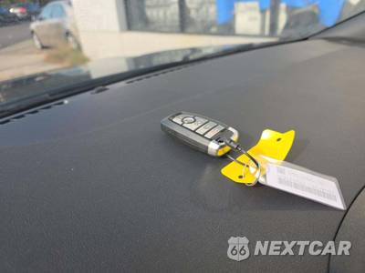 2025 Ford Escape ST-Line Select - zdjęcie 8 z 22 - miniatura