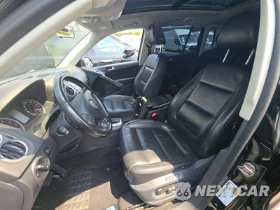 2010 Volkswagen Tiguan SE - zdjęcie 6 z 35 - miniatura